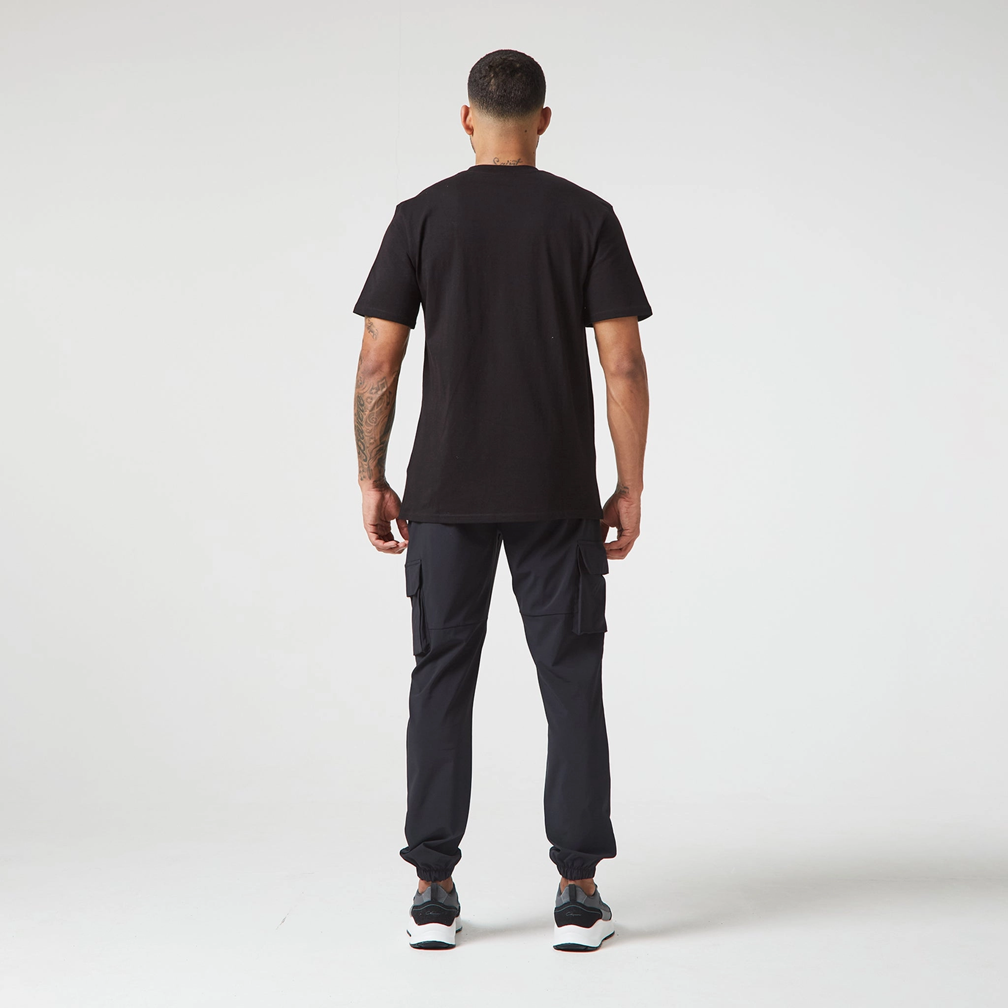 Arch Luxe T-Shirt | Black
