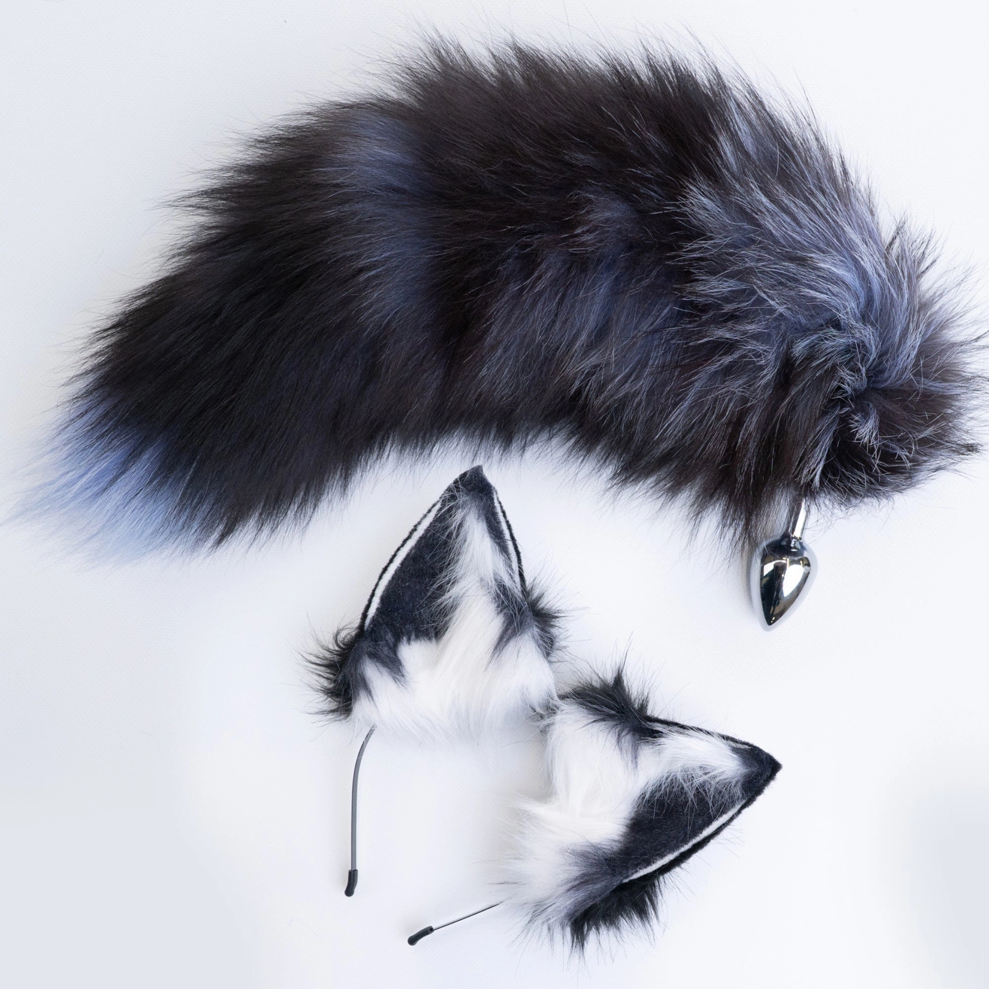 Arctic Blue Fox Tail Plug Set