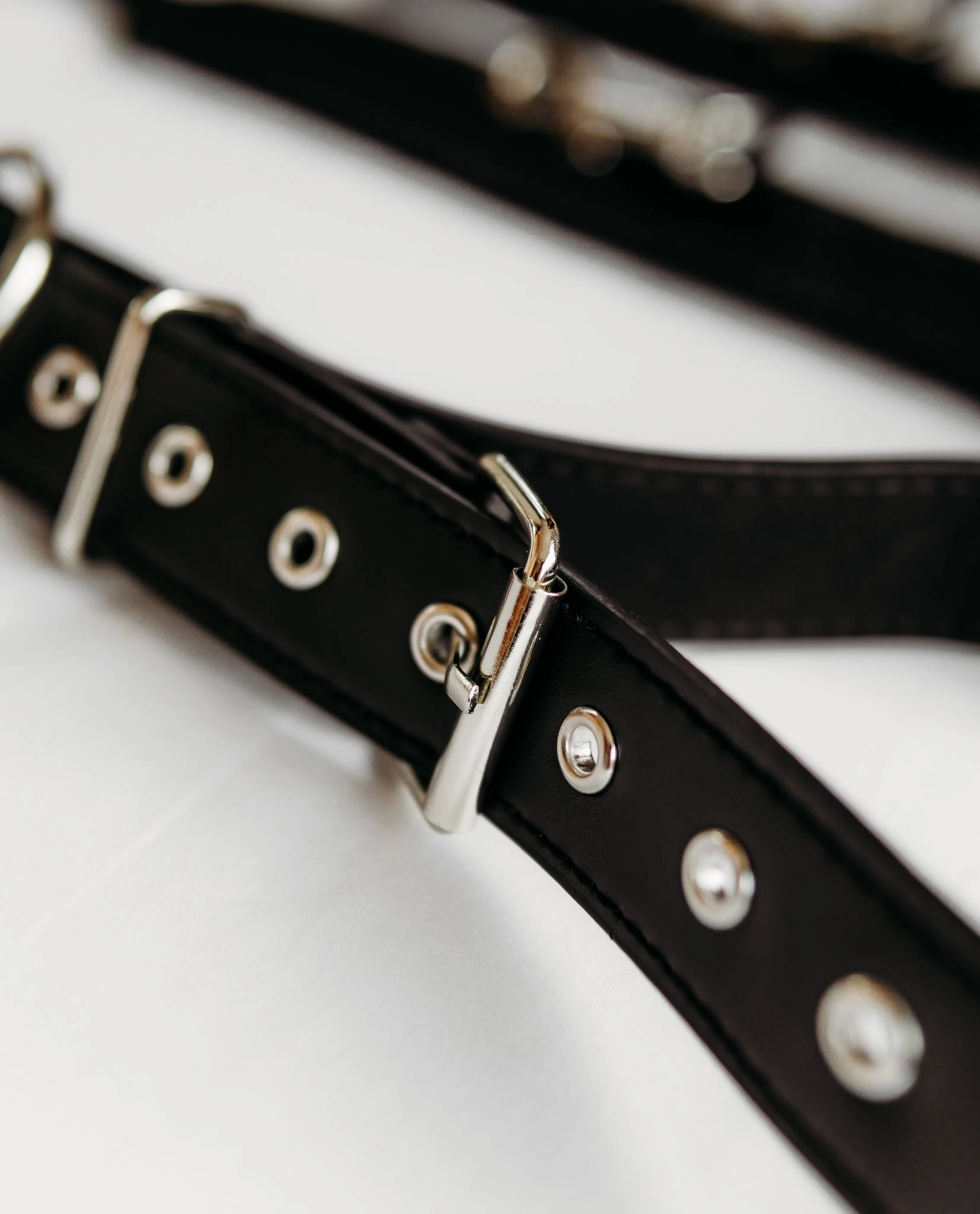 Cupid’s Thigh Restraints Sling Spreader Straps & Handcuffs