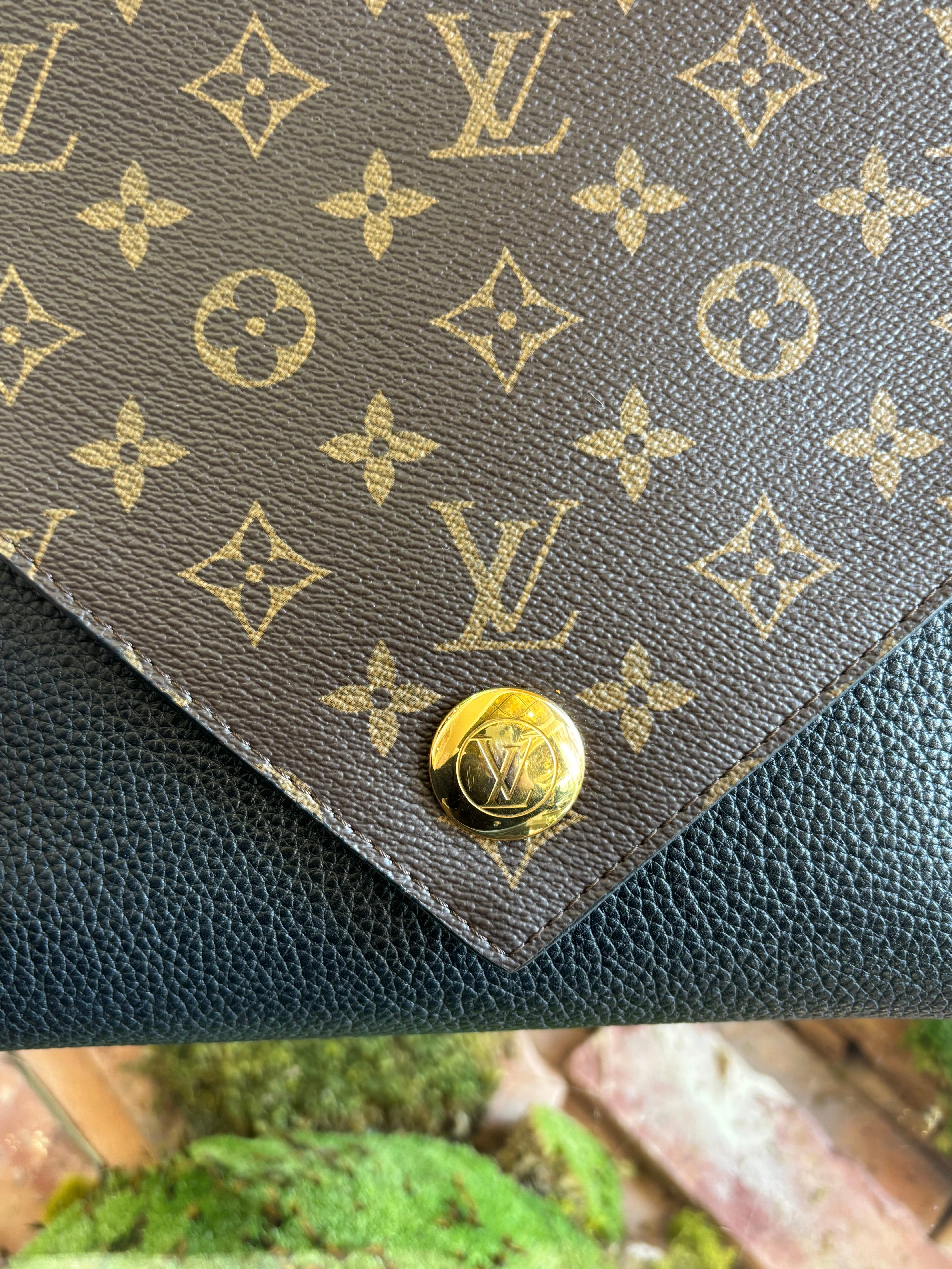 LOUIS VUITTON Monogram Double V Shoulder Bag